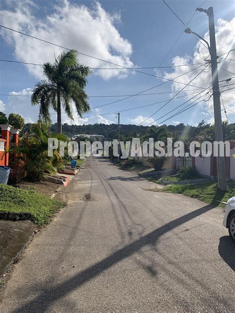 rhyne park village|Residential for sale in 377, Jamaica, 78908.